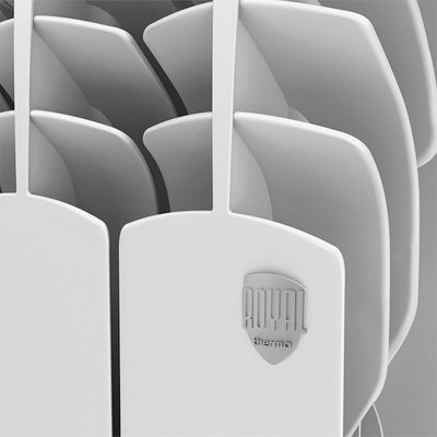 Биметаллический радиатор отопления Royal Thermo Vittoria 500 4 секции