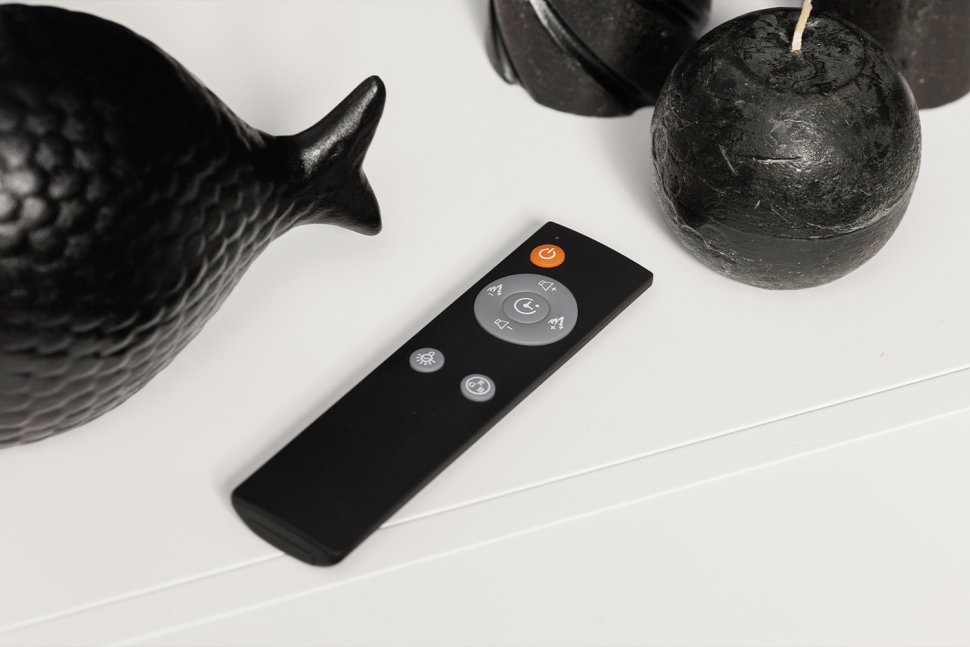 Каминокомплект Royal Flame Modern 42 с очагом 5D V-ART 40 белый с черным